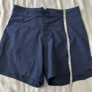 Carve Designs Women’s Demands 2.0 Long Board Shorts Size 8 Blue